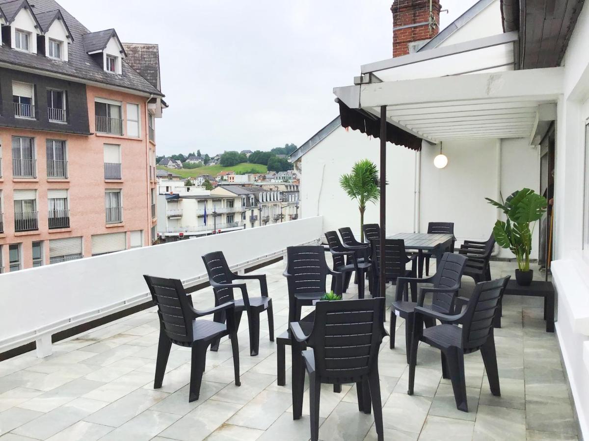 Appartement Le Soleil 140 M2 Climatise Parking Prive Proche Sanctuaires Lourdes Exterior foto